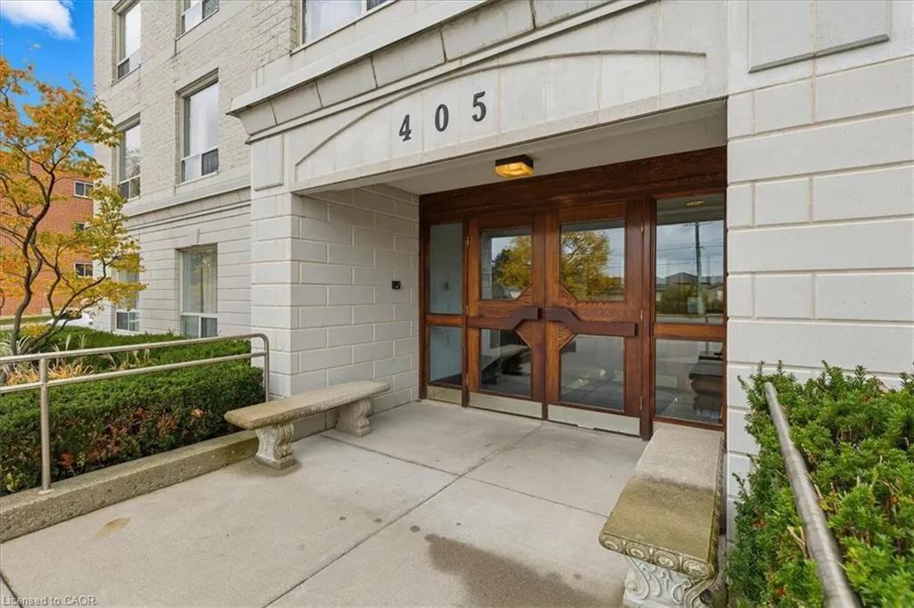 405 Erb Street W, #507