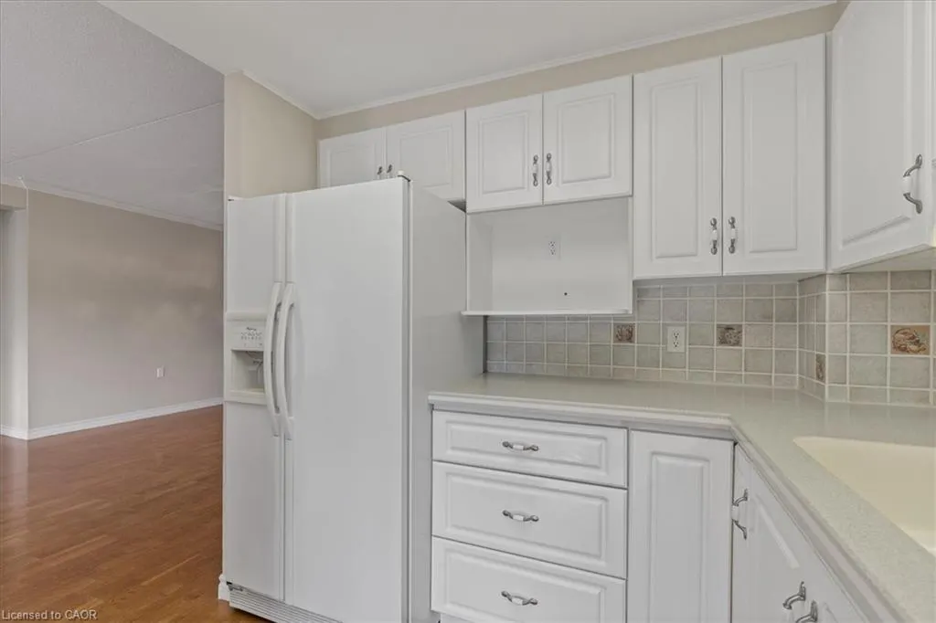 405 Erb Street W, #507