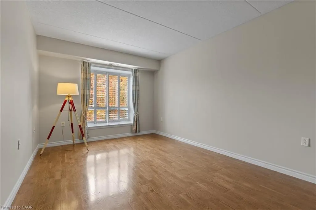 405 Erb Street W, #507