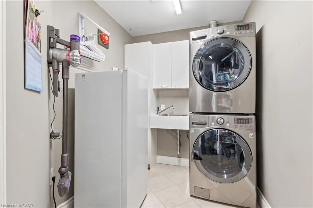 1237 North Shore Boulevard E, #1001