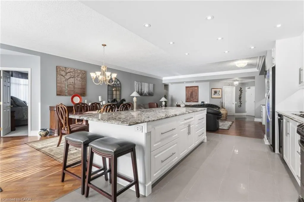 1237 North Shore Boulevard E, #1001