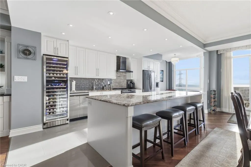 1237 North Shore Boulevard E, #1001