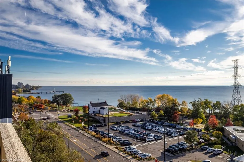 1237 North Shore Boulevard E, #1001