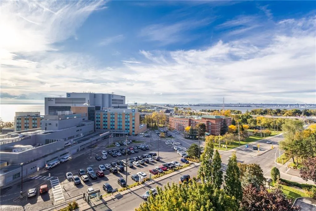 1237 North Shore Boulevard E, #1001