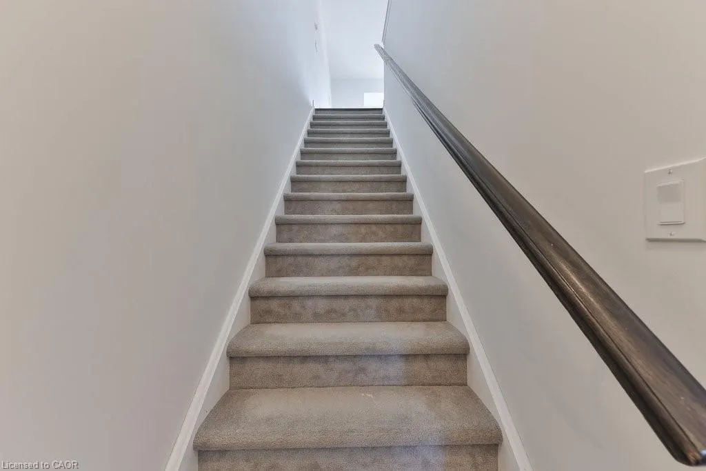 2160 Trafalgar Road, #10