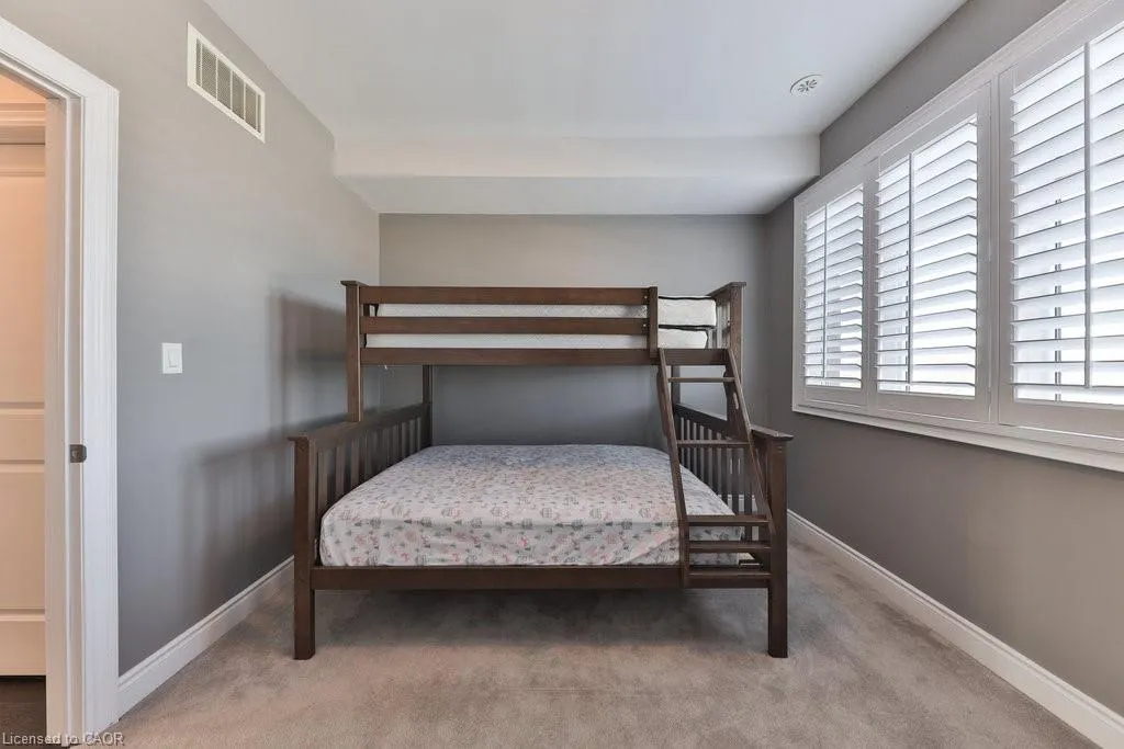 2160 Trafalgar Road, #10