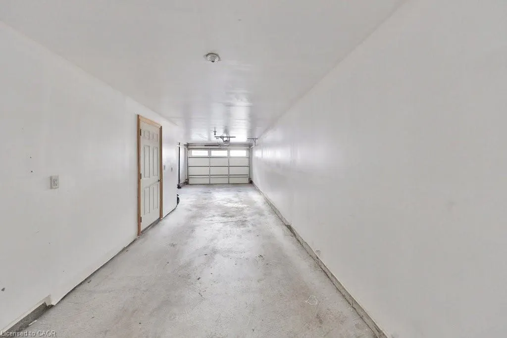 2160 Trafalgar Road, #10