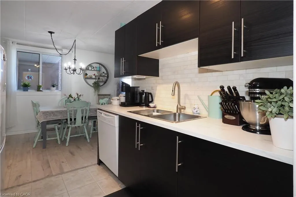 29 West Avenue, #403