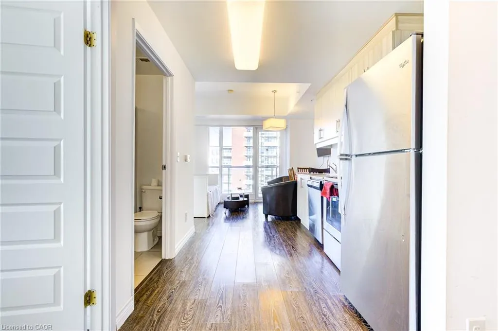 158 King Street N, #1501