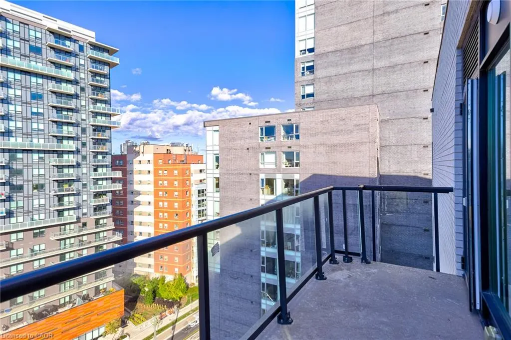 158 King Street N, #1501