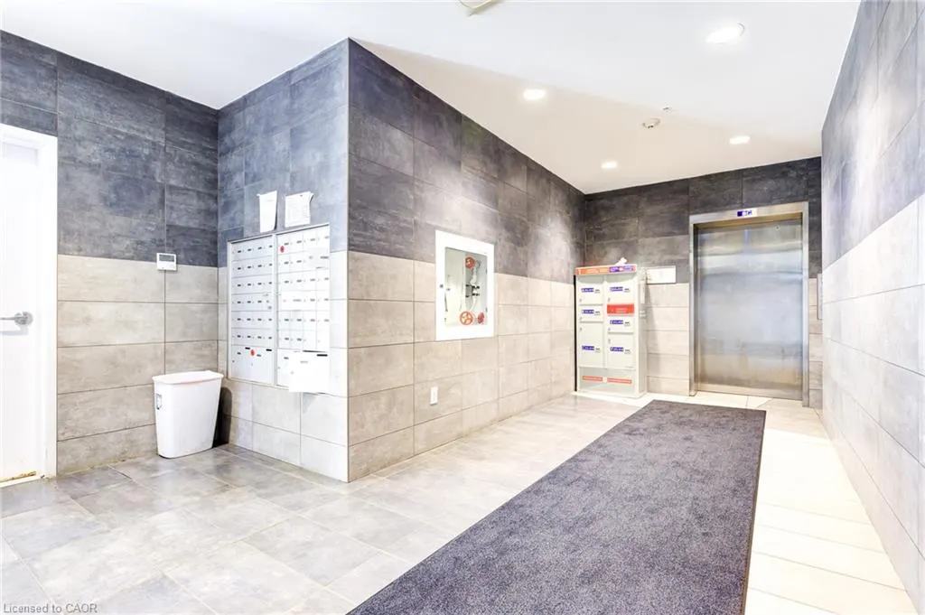 158 King Street N, #1501