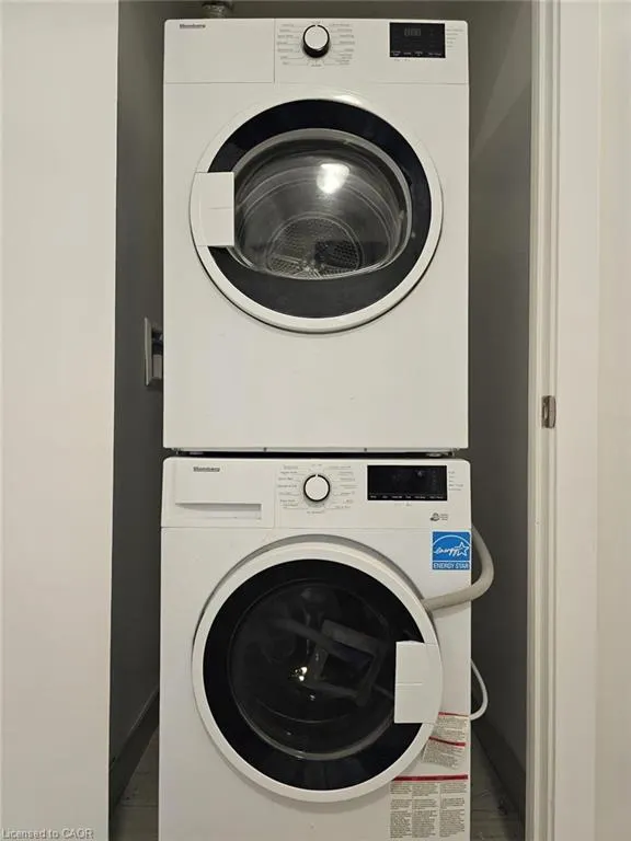 15 Wellington Street, #318