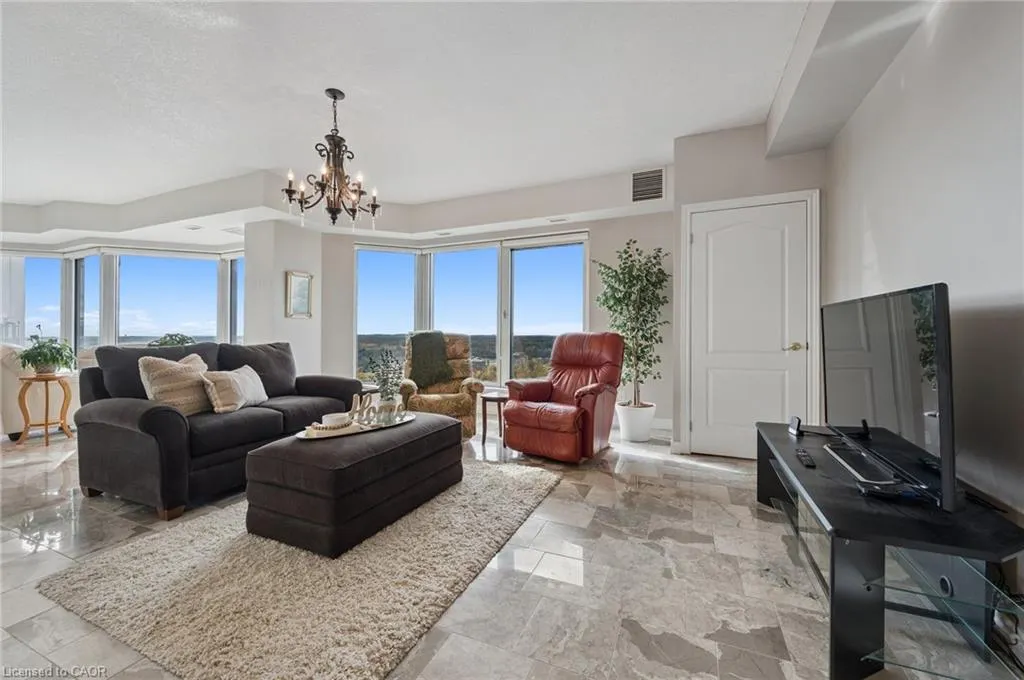 190 Hespeler Road, #1902