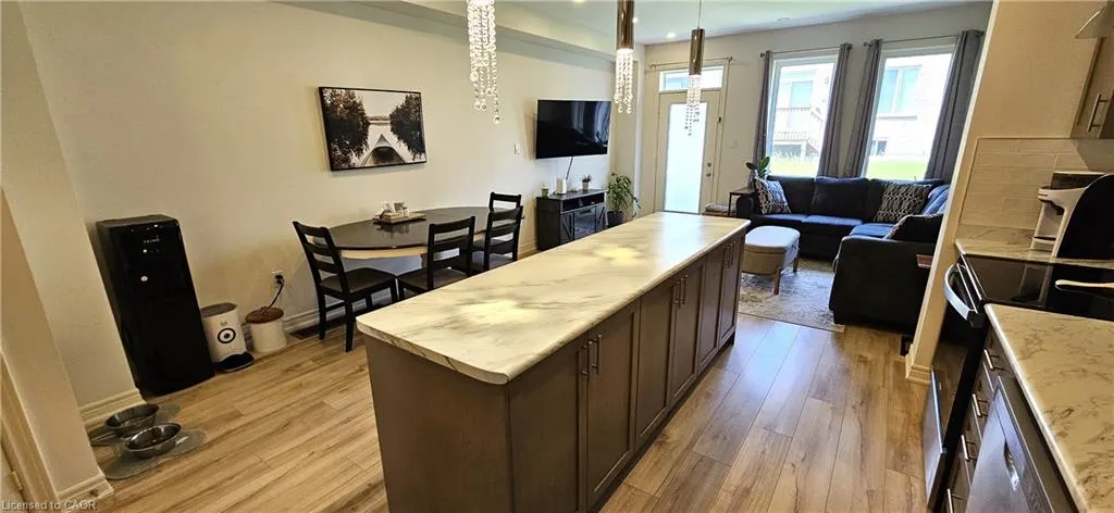 11 Gledhill Crescent