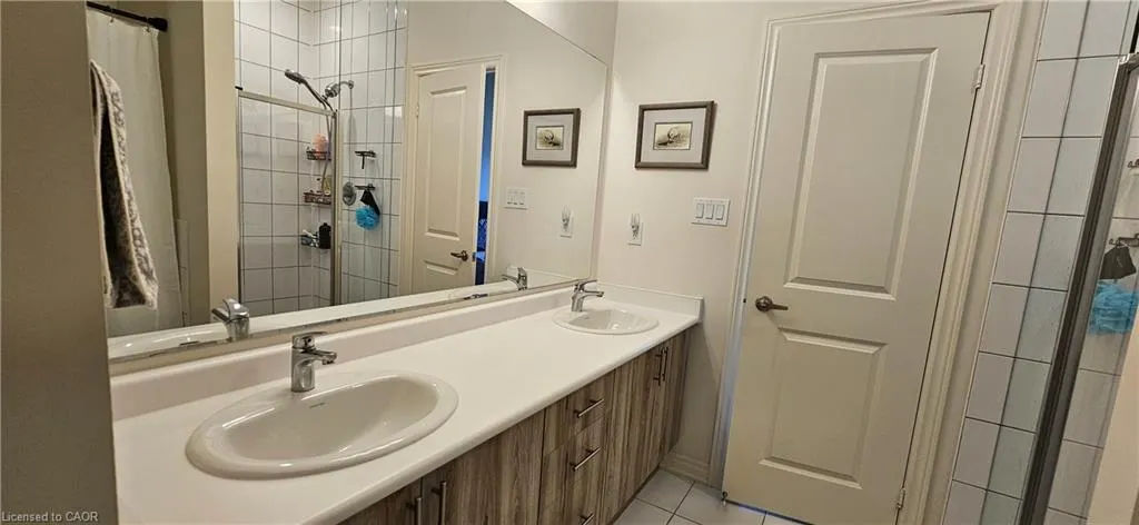 11 Gledhill Crescent