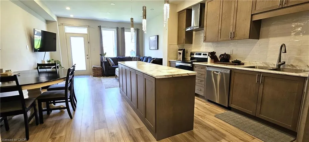 11 Gledhill Crescent