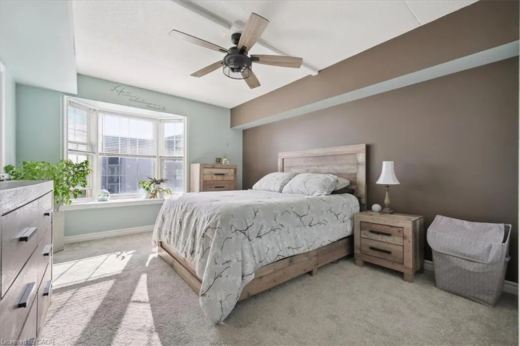 1431 Walkers Line, #301