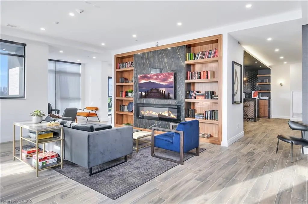 181 King Street S, #1007