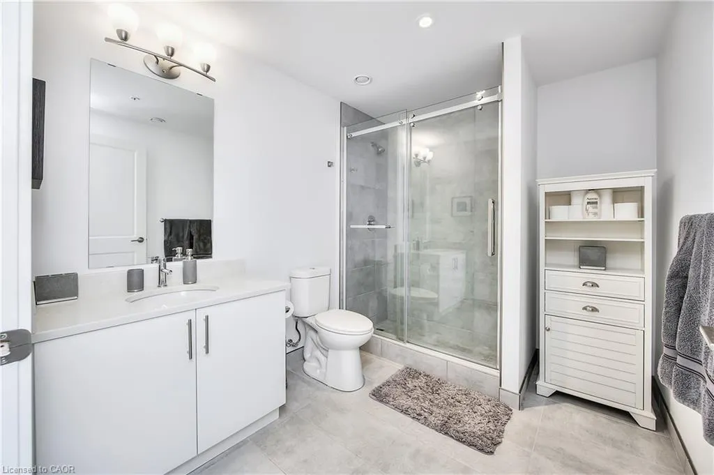 181 King Street S, #1007