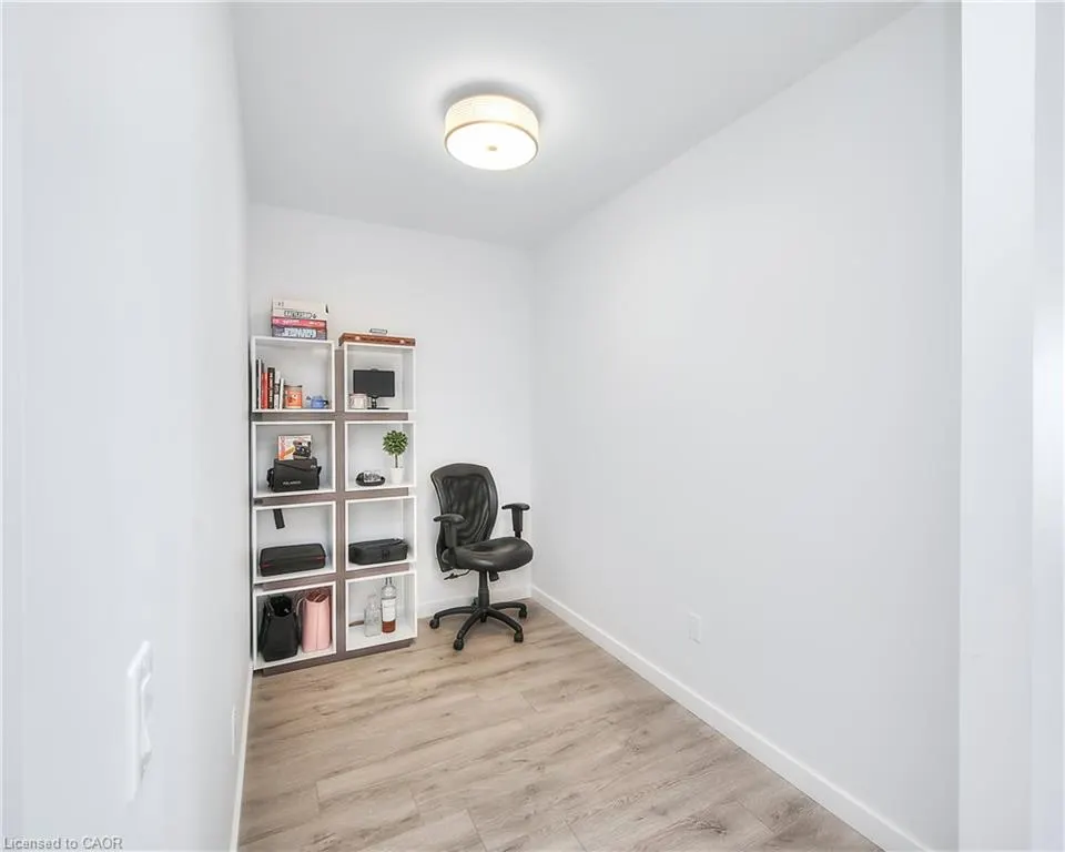 181 King Street S, #1007