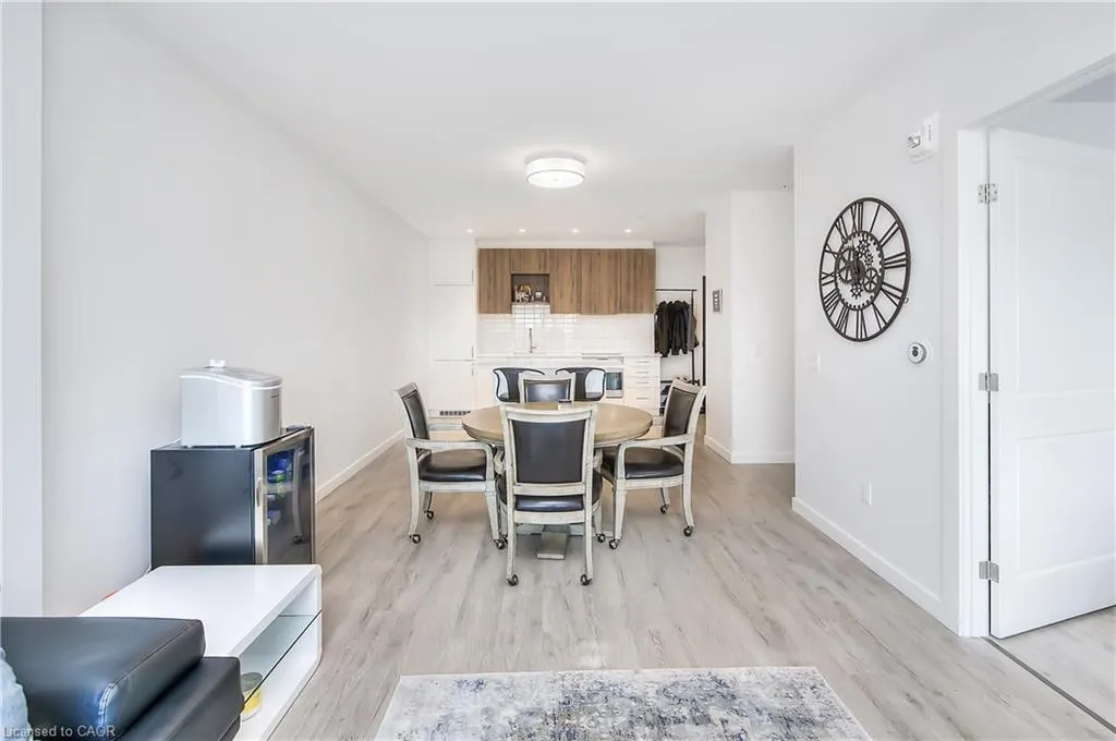 181 King Street S, #1007