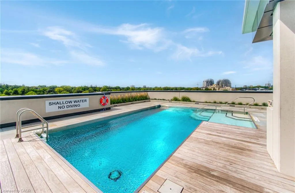 181 King Street S, #1007