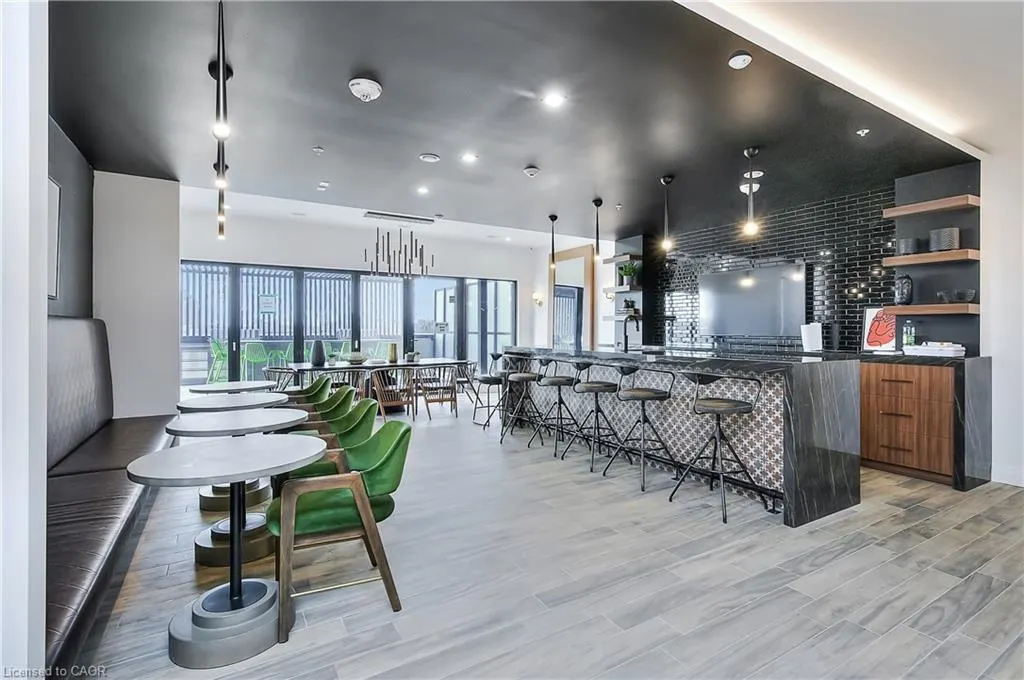 181 King Street S, #1007