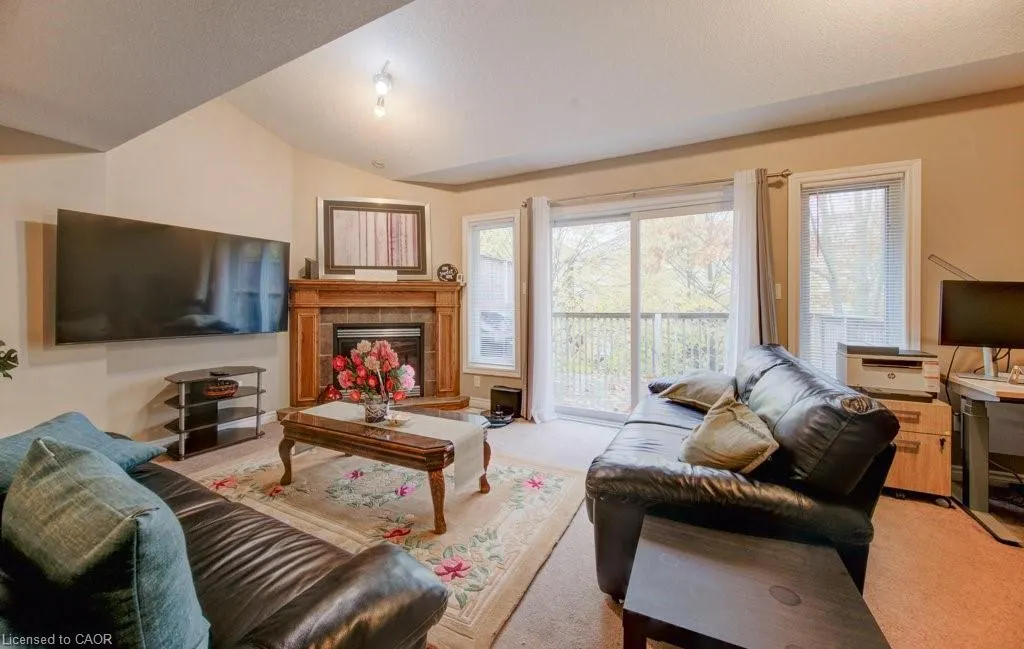 330 Dearborn Boulevard, #7