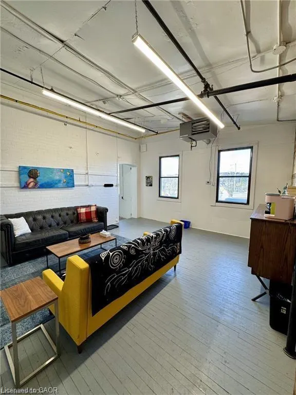 20 Park Hill Road E, #302