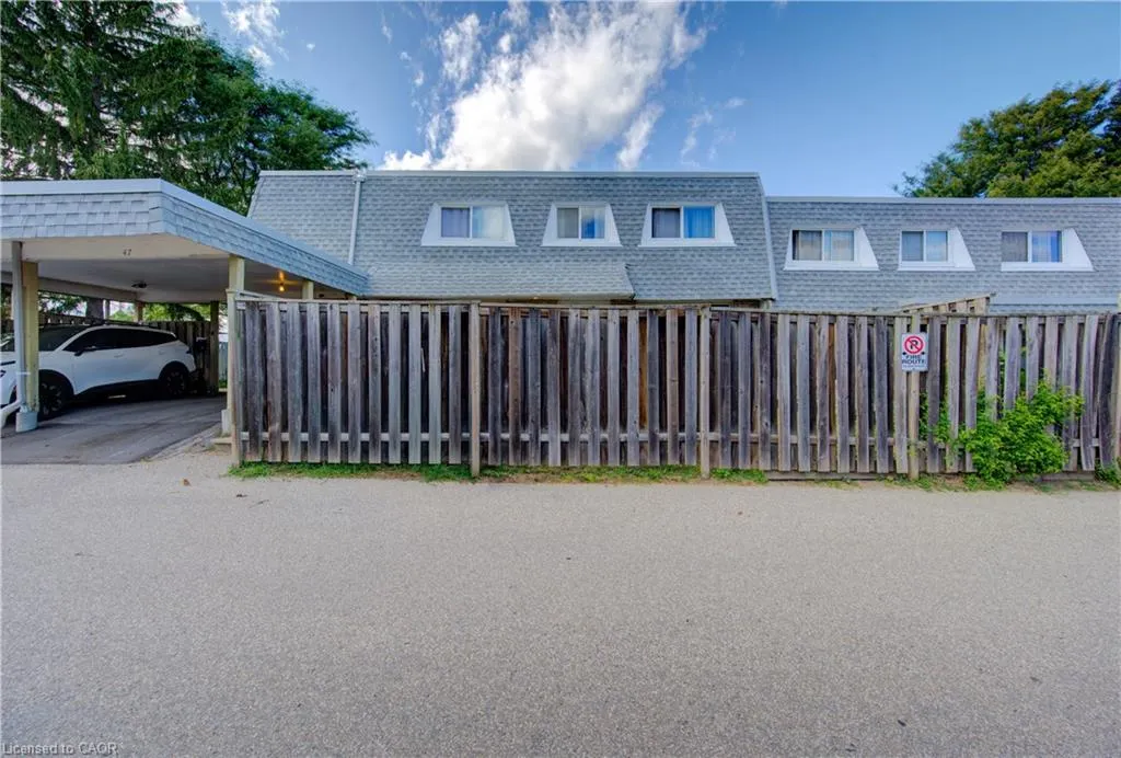 14 Williamsburg Road, #47