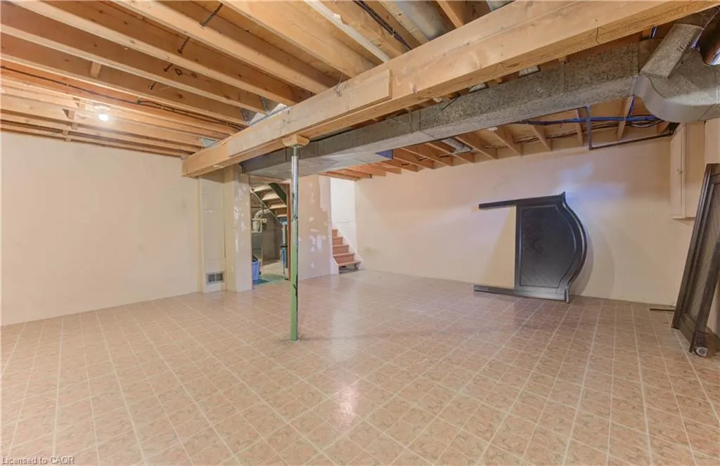 14 Williamsburg Road, #47