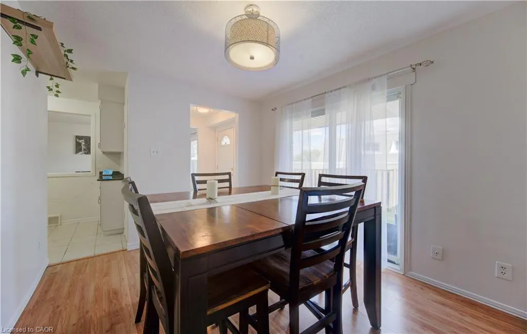 14 Williamsburg Road, #47