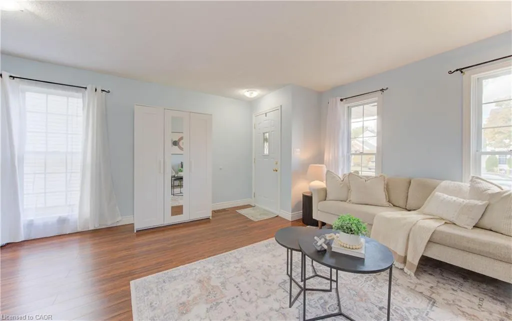 113 Wake Robin Drive