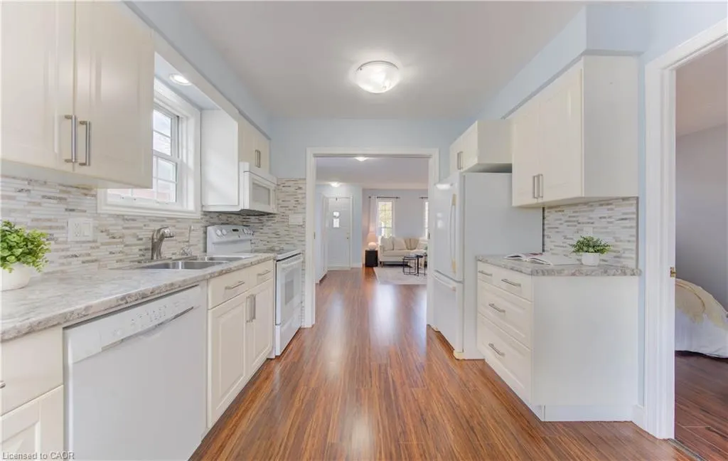 113 Wake Robin Drive