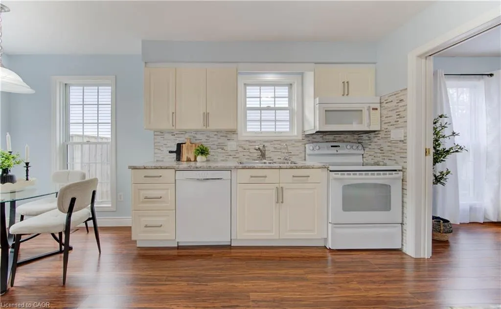 113 Wake Robin Drive