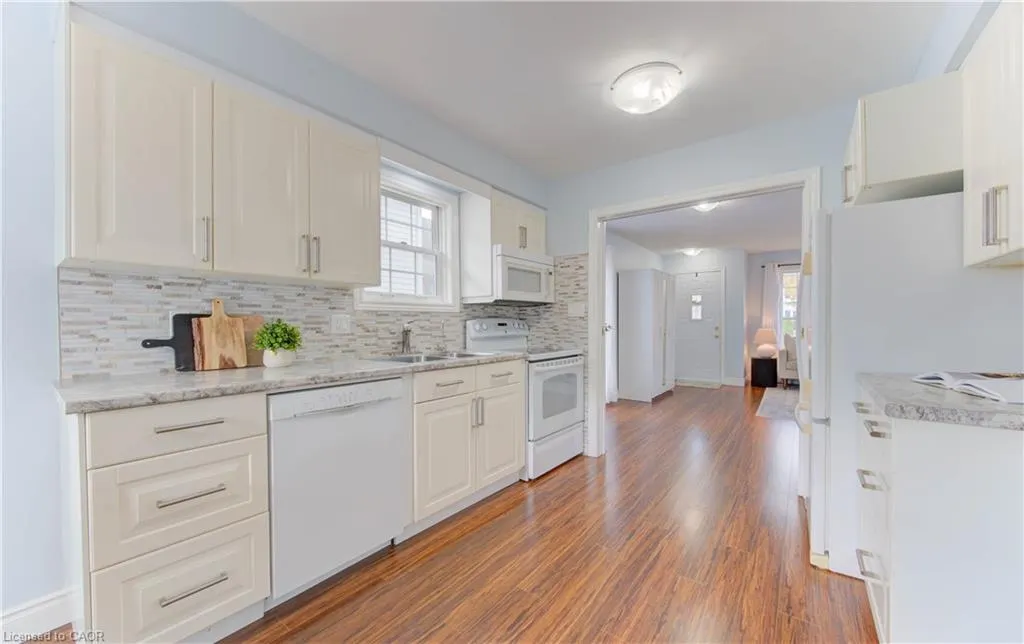 113 Wake Robin Drive