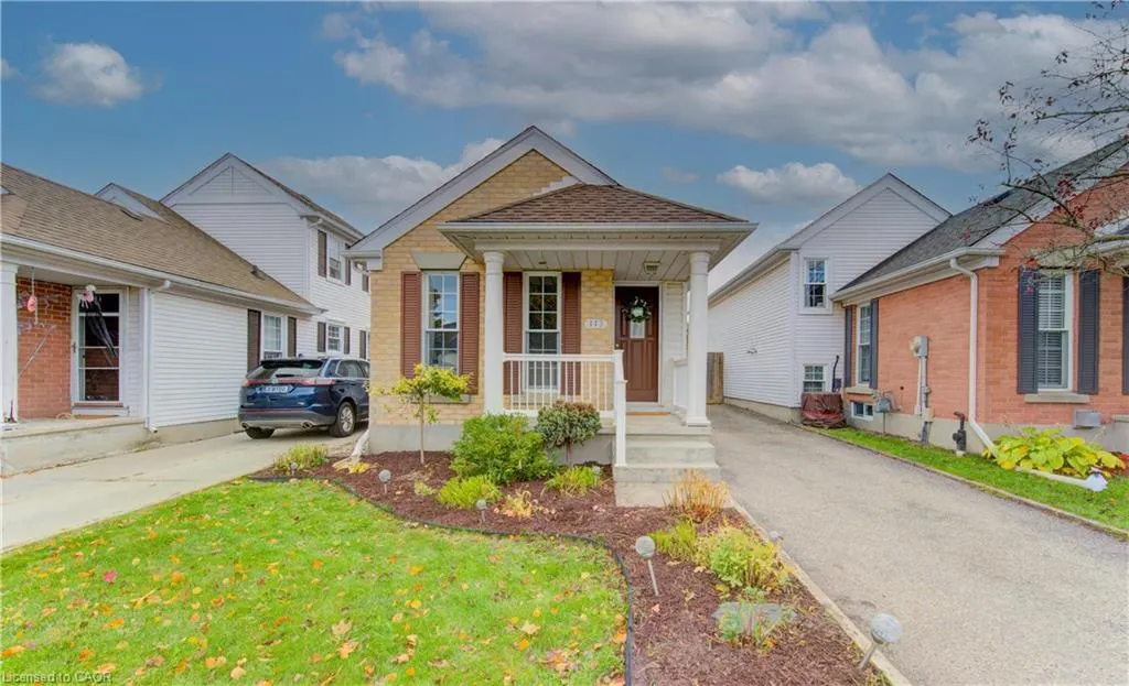 113 Wake Robin Drive