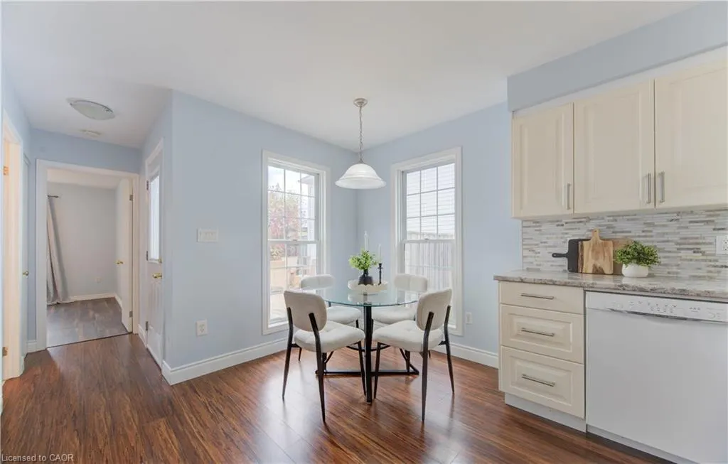 113 Wake Robin Drive