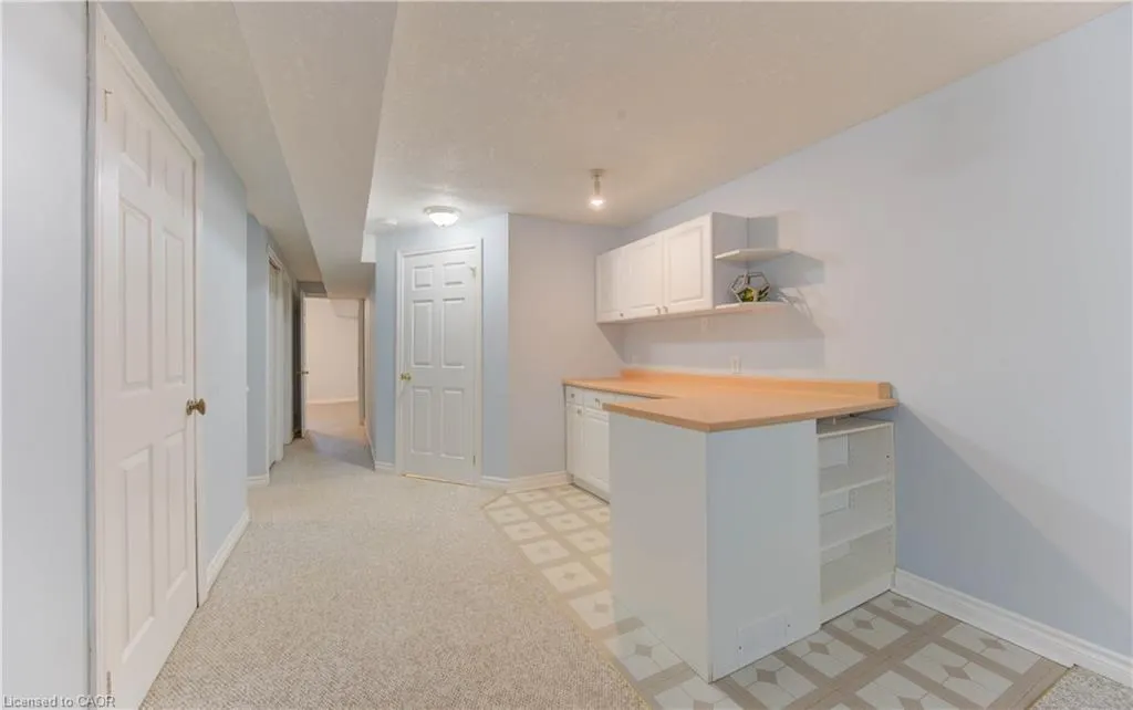 113 Wake Robin Drive