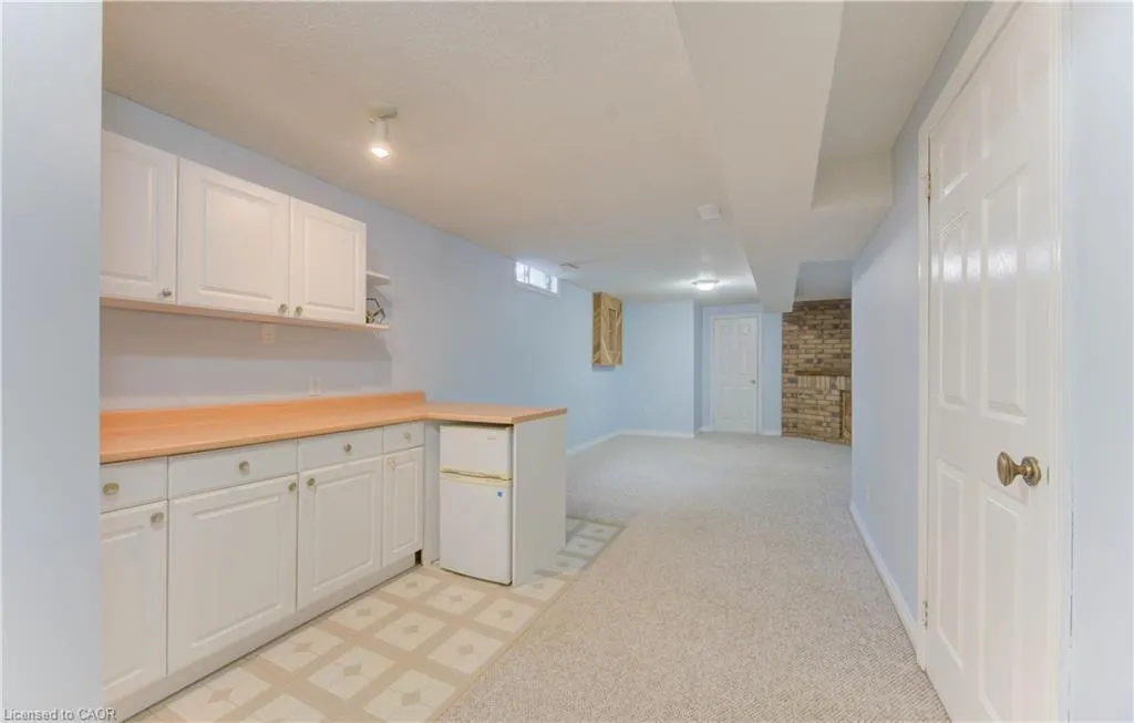 113 Wake Robin Drive