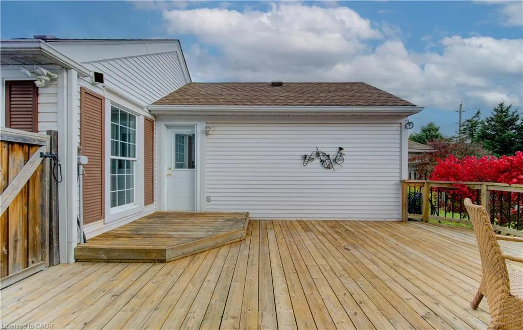 113 Wake Robin Drive