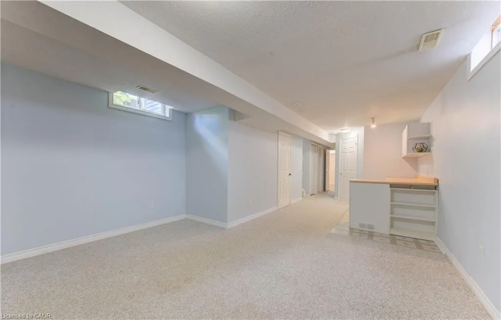 113 Wake Robin Drive