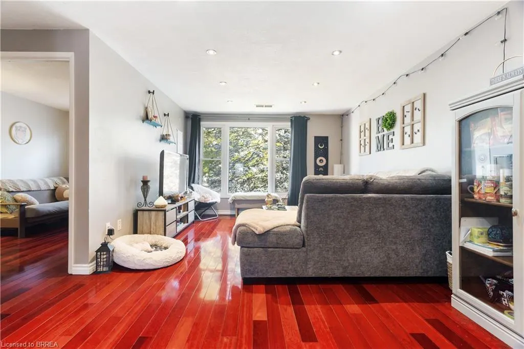 65 Glamis Street, #17