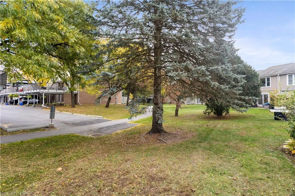 65 Glamis Street, #17