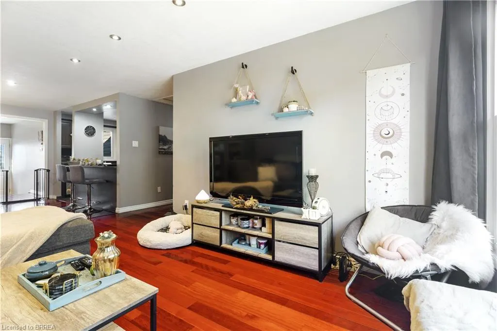 65 Glamis Street, #17