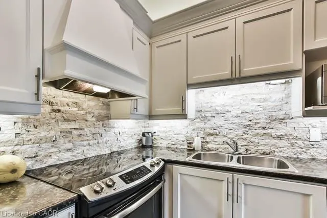 1441 Walker's Line, #409