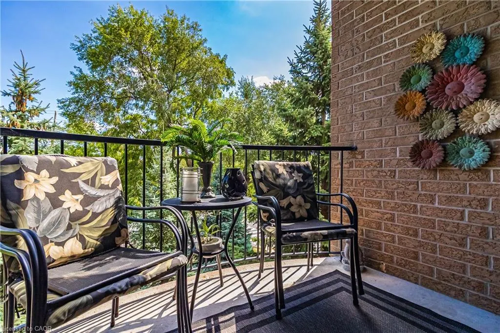 3497 Upper Middle Road, #305