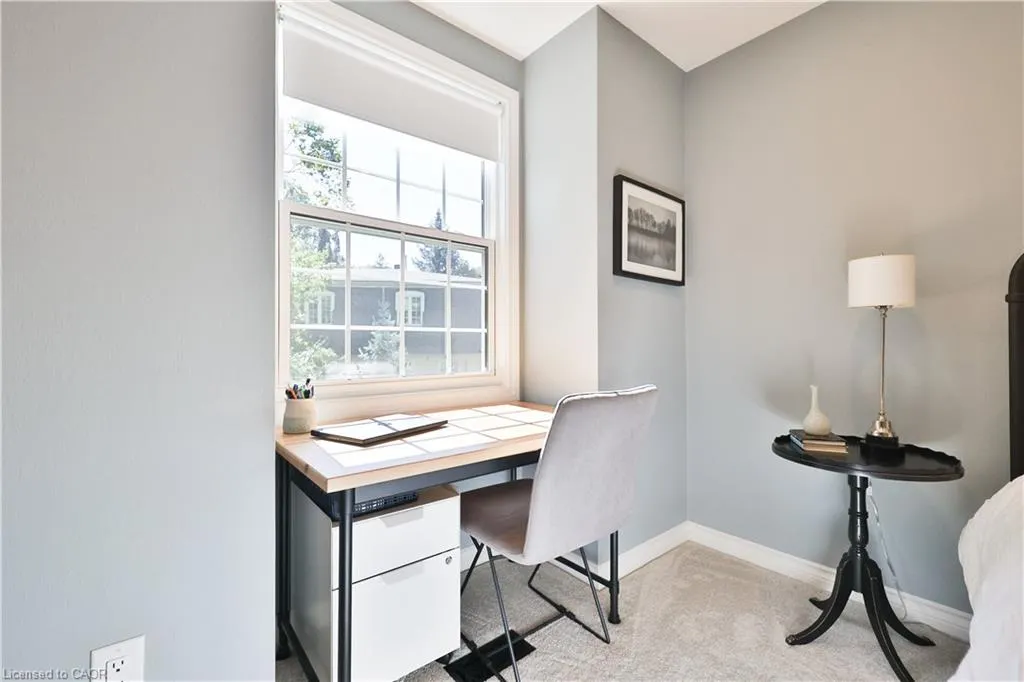 206 Rossmore Boulevard