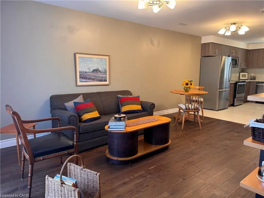 122 Courtland Avenue, #4