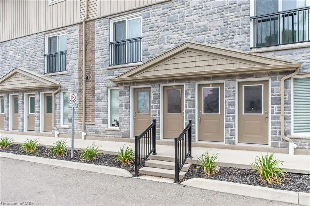 122 Courtland Avenue, #4